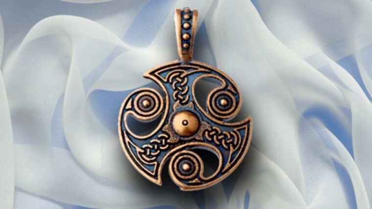 pendant charm of love and luck