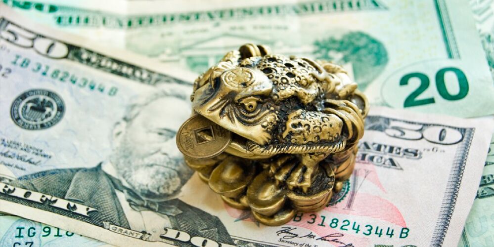 money toad as a charm for well-being