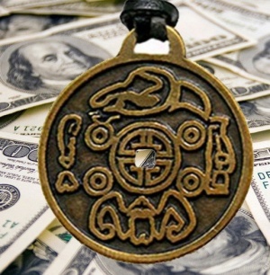 the amulet of good luck and wealth of the